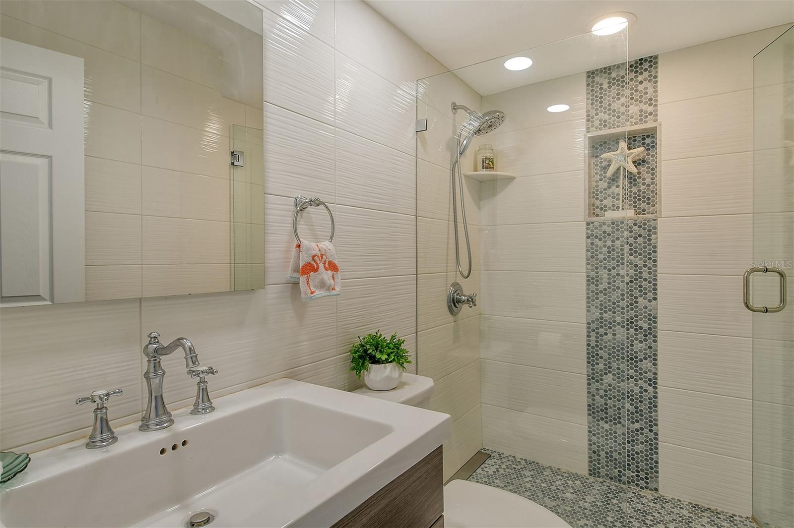 1050 LONGBOAT CLUB ROAD #305, LONGBOAT KEY, FL, 34228