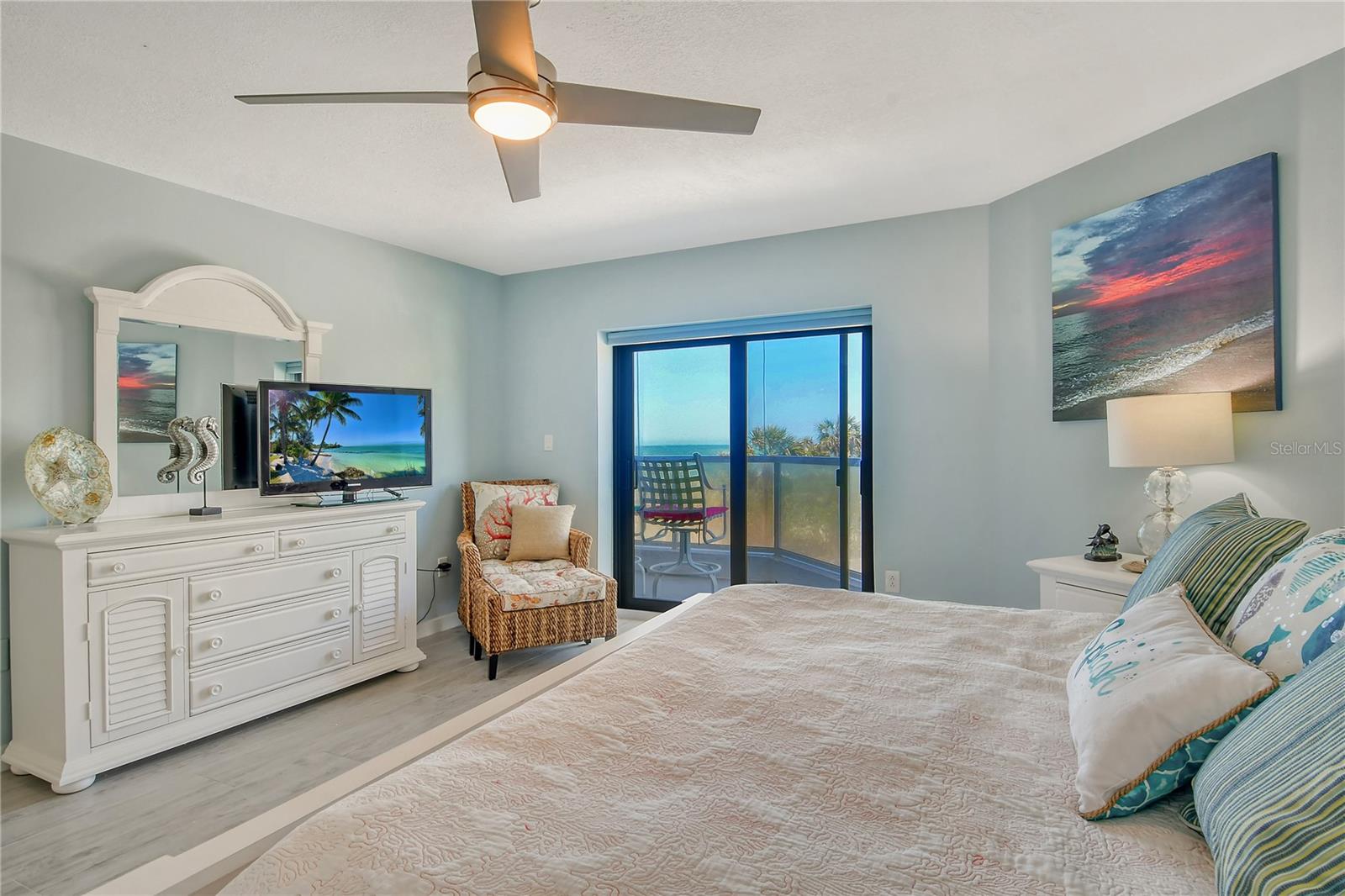 1050 LONGBOAT CLUB ROAD #305, LONGBOAT KEY, FL, 34228