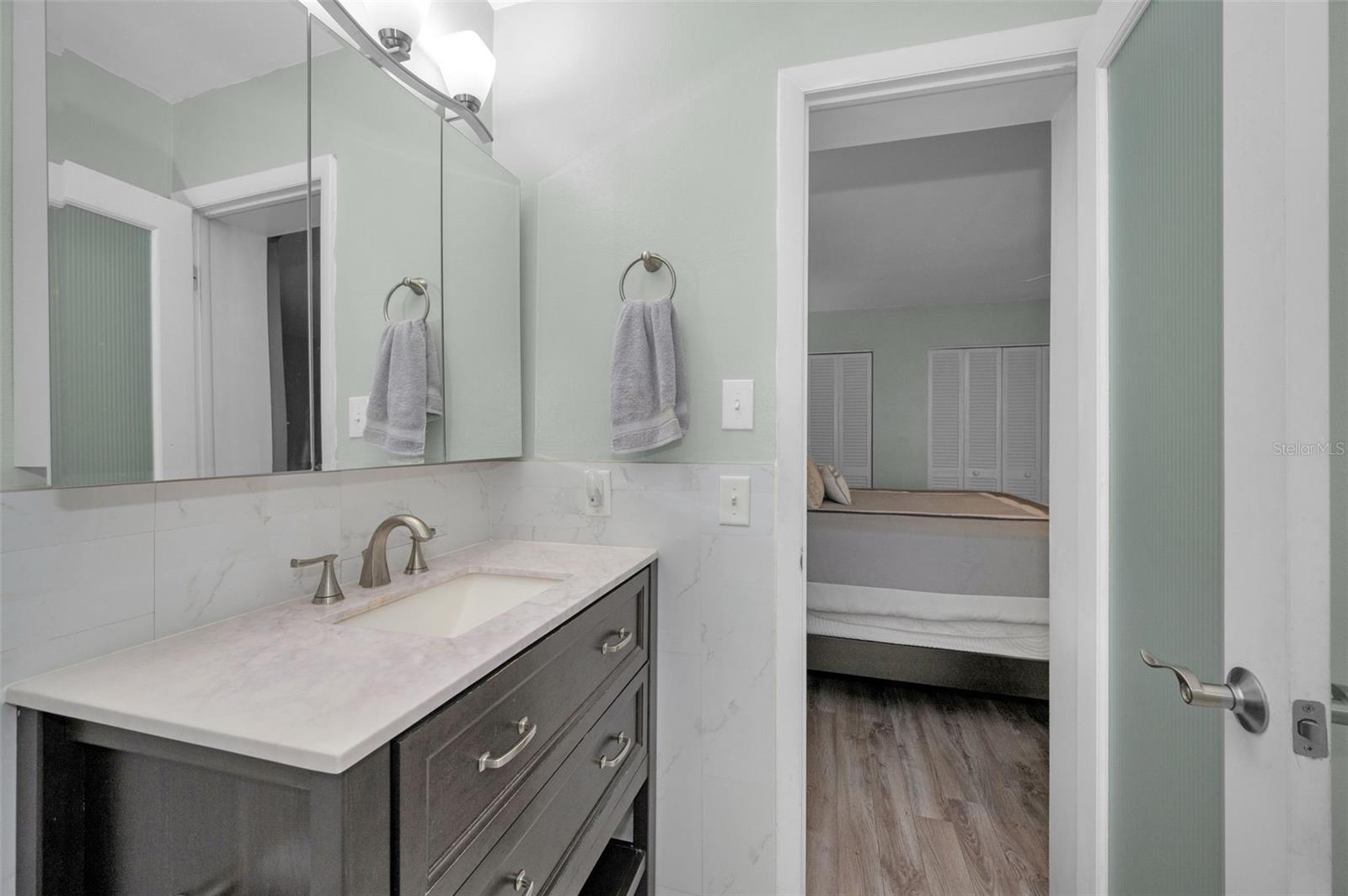 200 GLENNES LN #201, DUNEDIN, FL, 34698