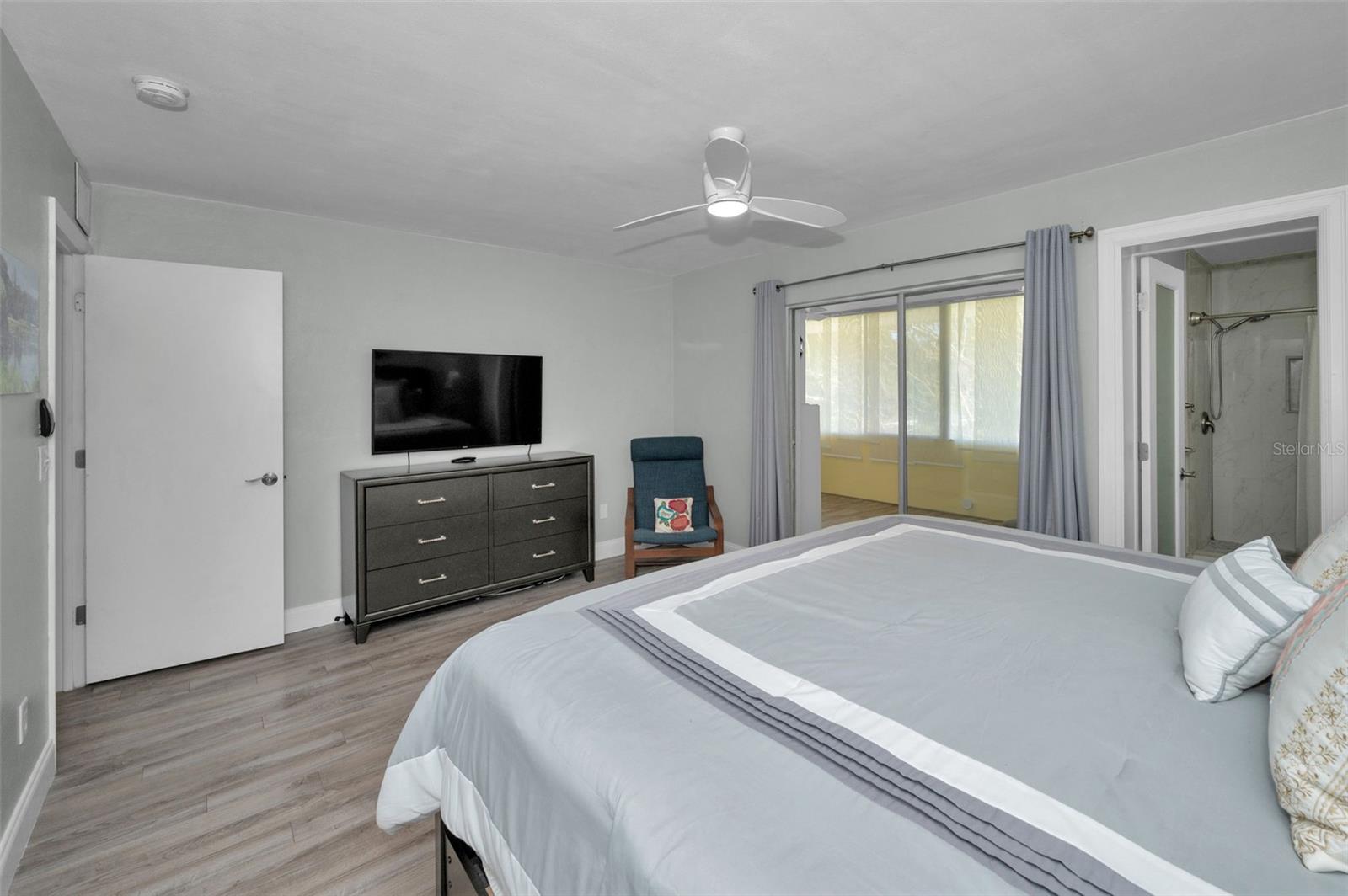 200 GLENNES LN #201, DUNEDIN, FL, 34698