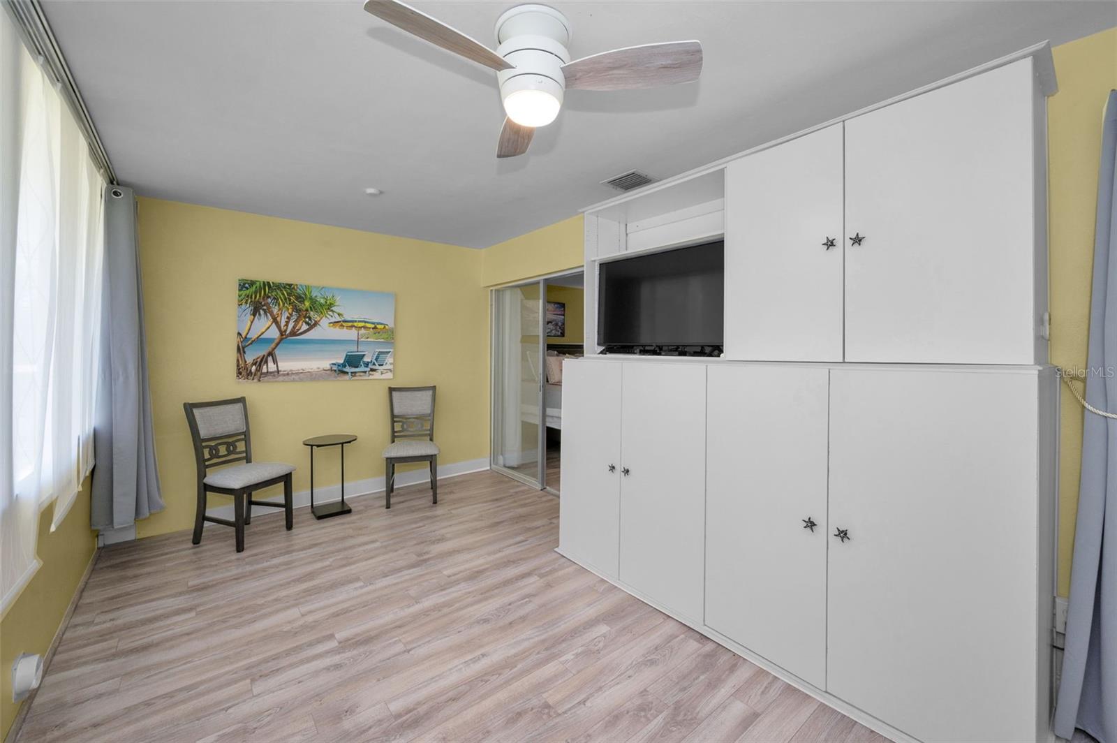 200 GLENNES LN #201, DUNEDIN, FL, 34698