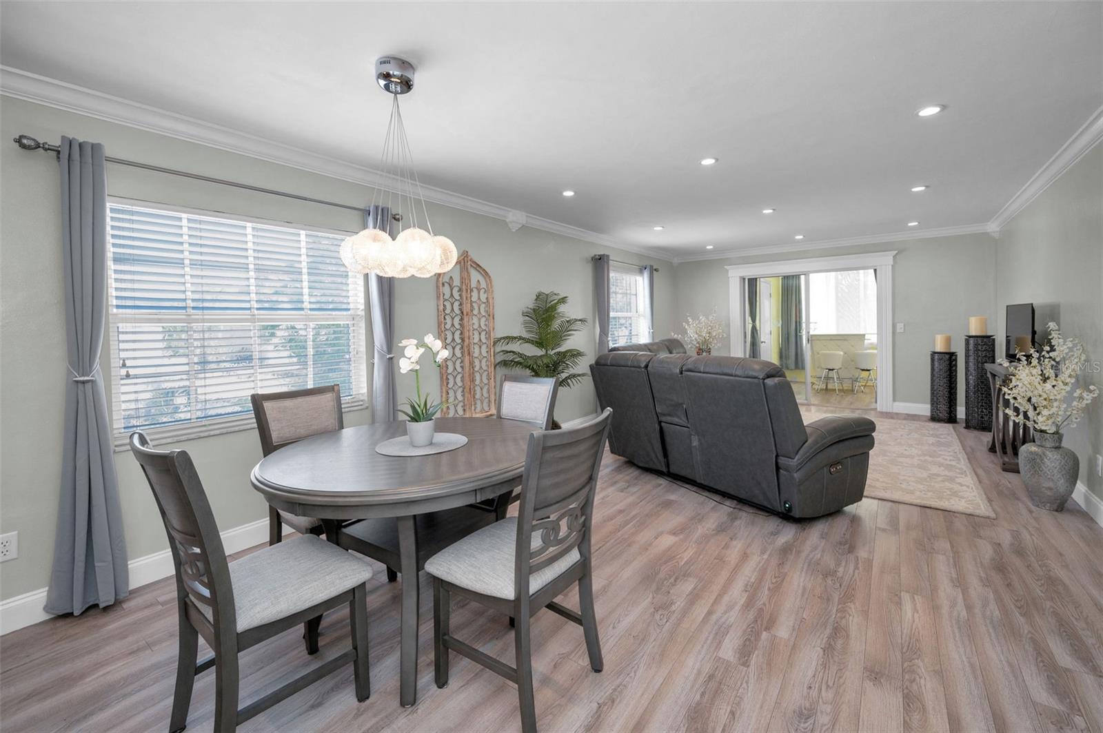 200 GLENNES LN #201, DUNEDIN, FL, 34698