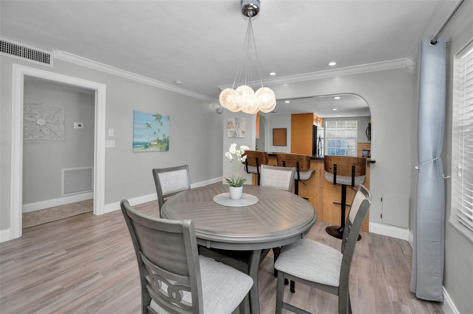 200 GLENNES LN #201, DUNEDIN, FL, 34698