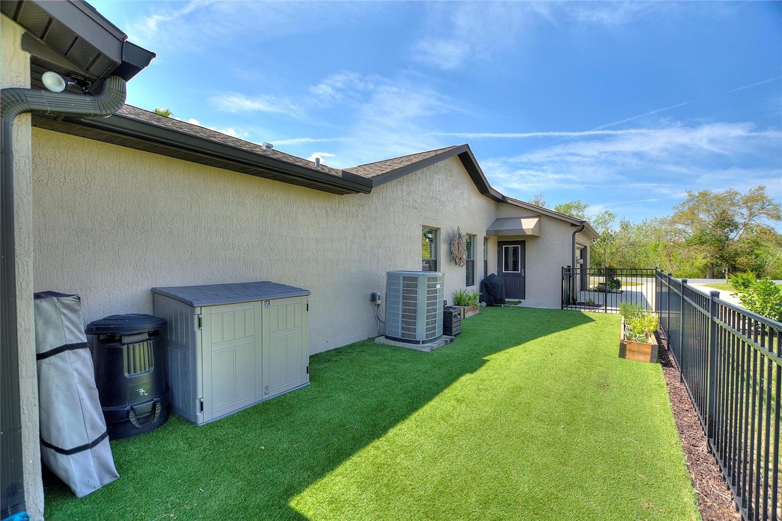 29150 BEAUCLAIRE DR, TAVARES, FL, 32778