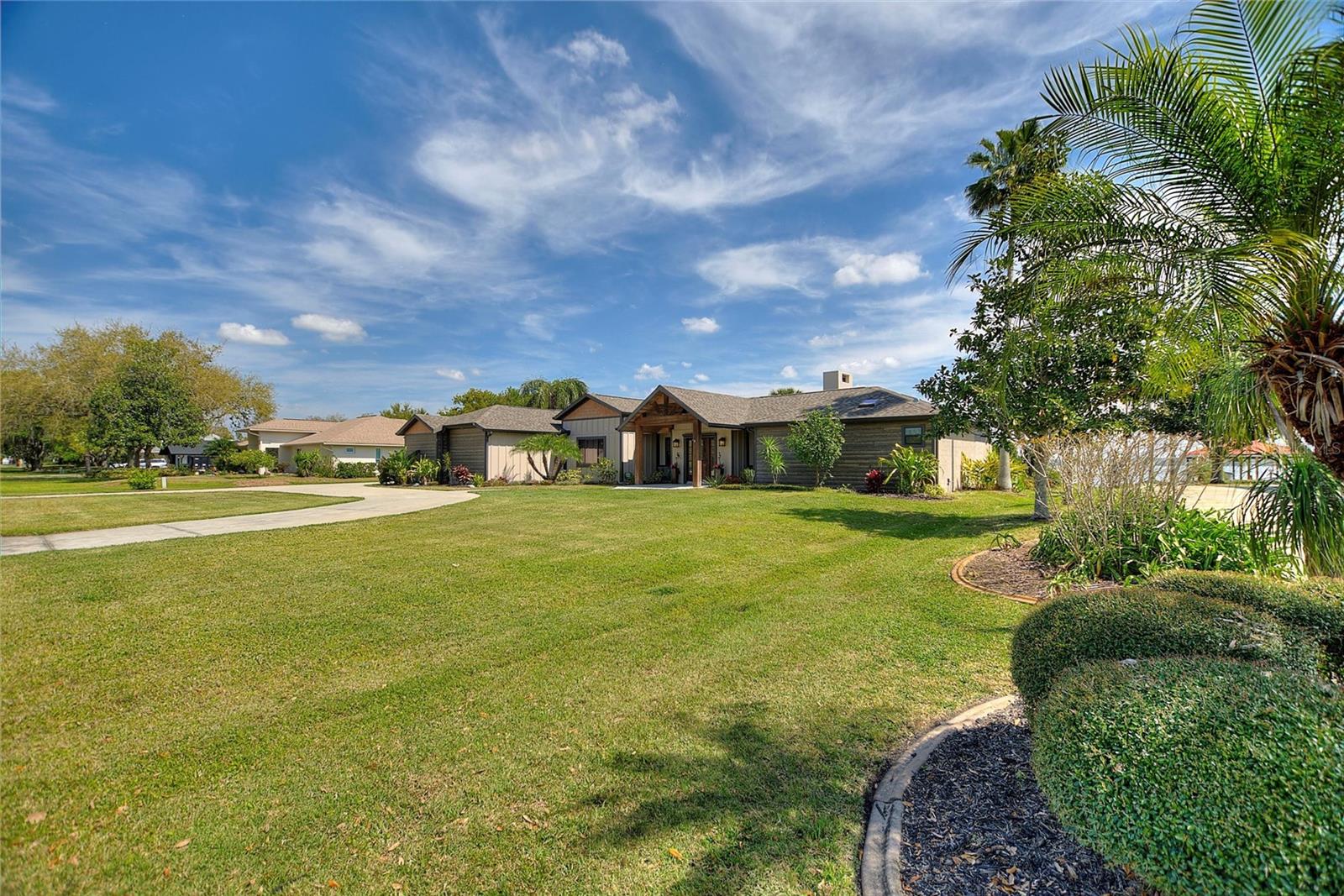 29150 BEAUCLAIRE DR, TAVARES, FL, 32778
