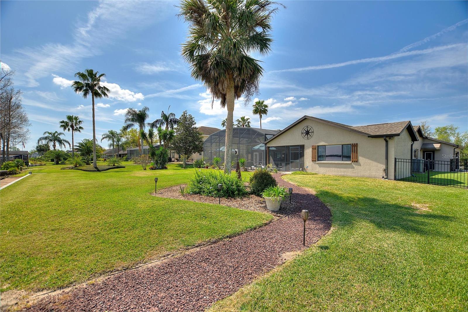 29150 BEAUCLAIRE DR, TAVARES, FL, 32778