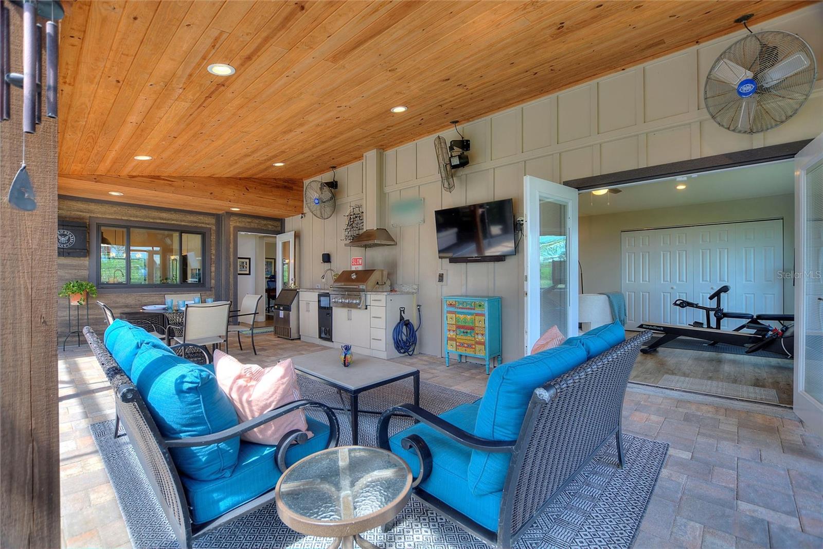 29150 BEAUCLAIRE DR, TAVARES, FL, 32778