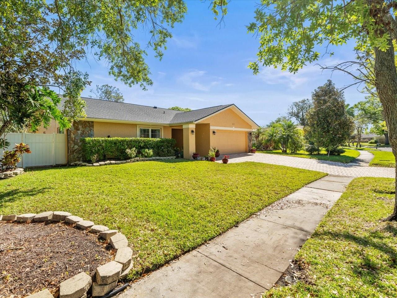5117 BRYNN MAWR DR, TAMPA, FL, 33624