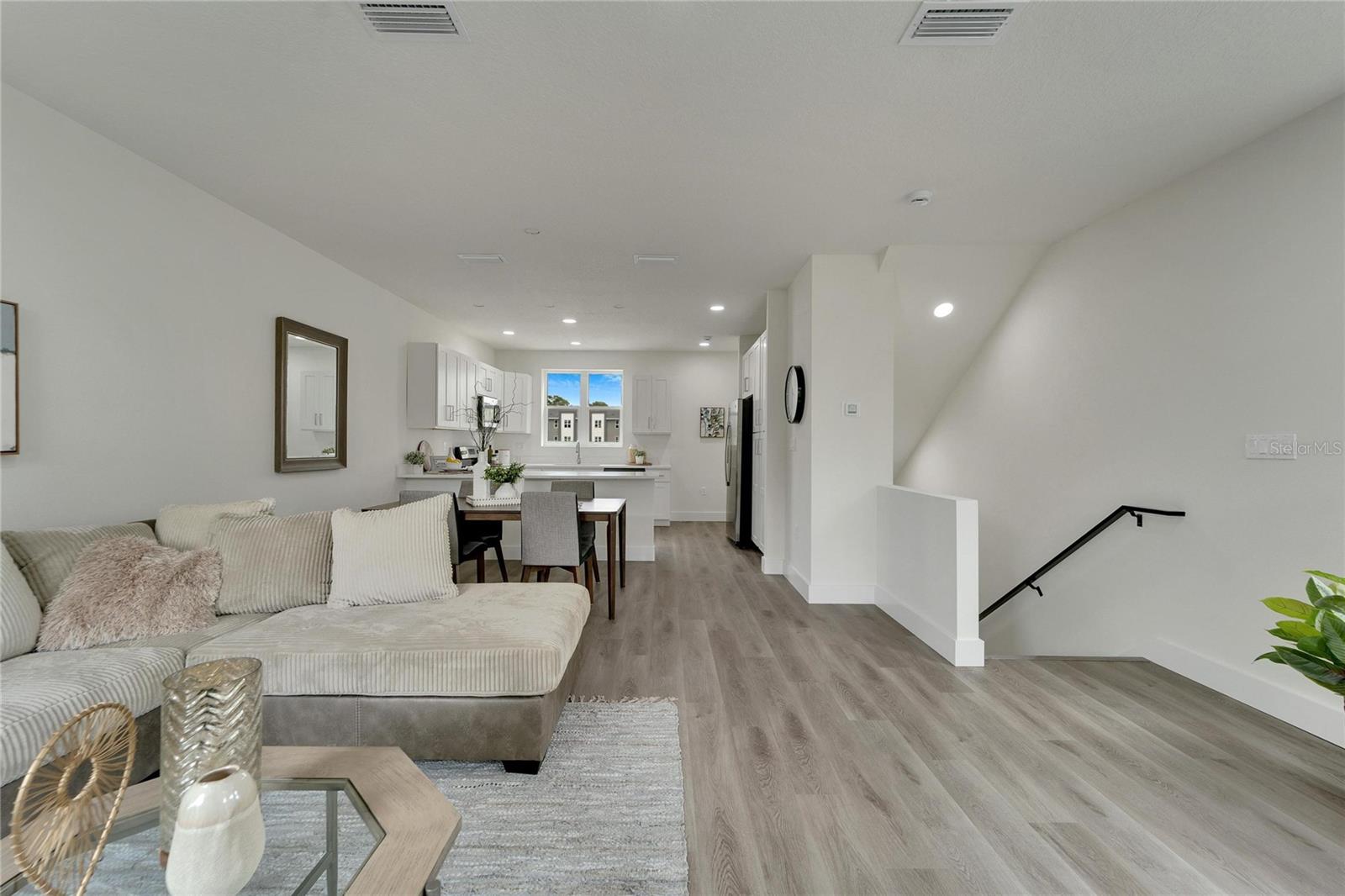 8707 SAP CREEK PL, TAMPA, FL, 33614