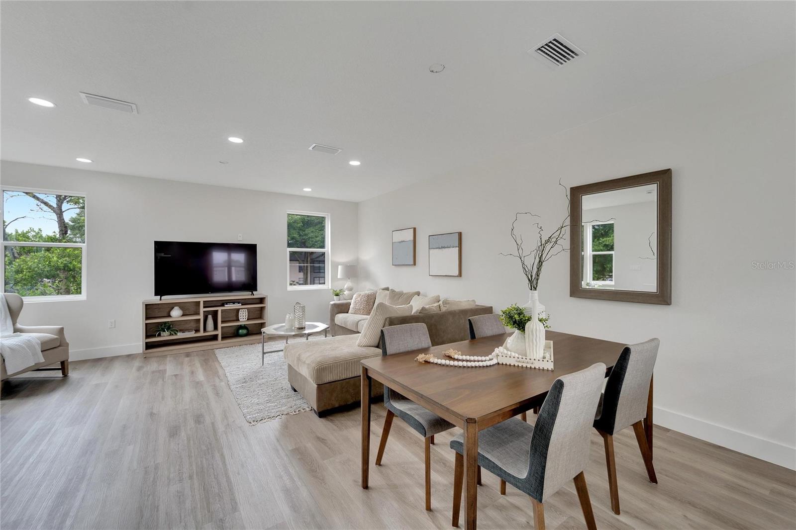 8707 SAP CREEK PL, TAMPA, FL, 33614