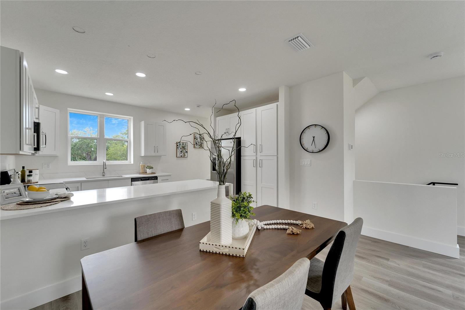 8707 SAP CREEK PL, TAMPA, FL, 33614