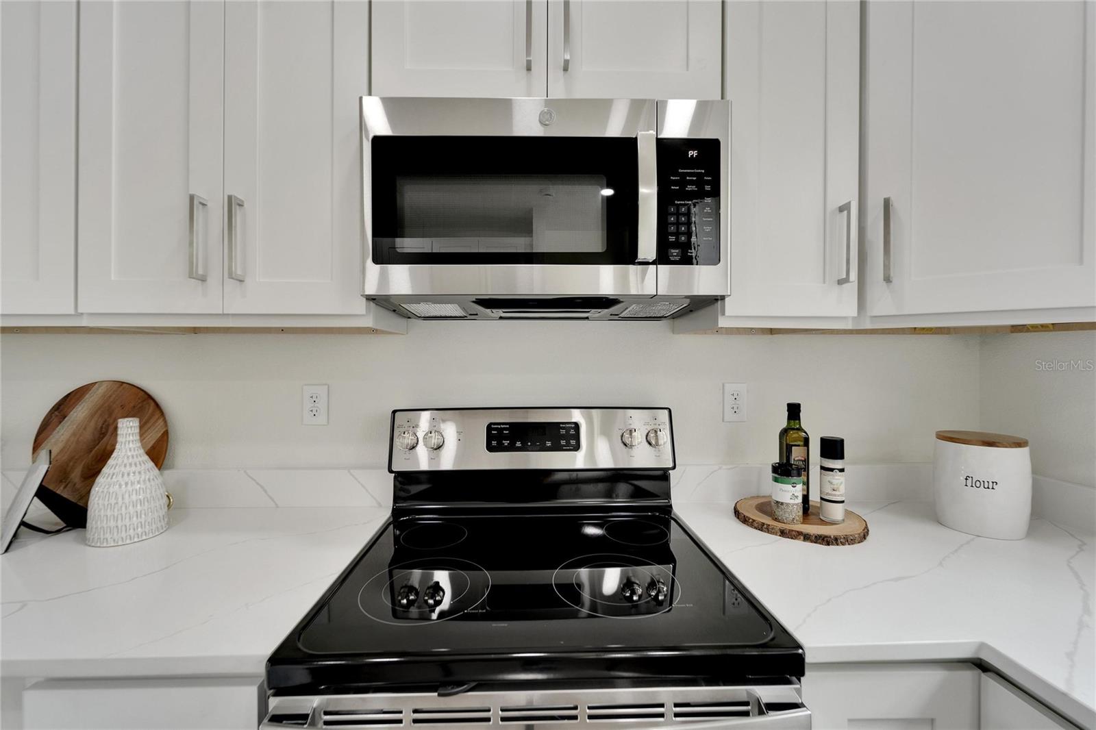 8707 SAP CREEK PL, TAMPA, FL, 33614