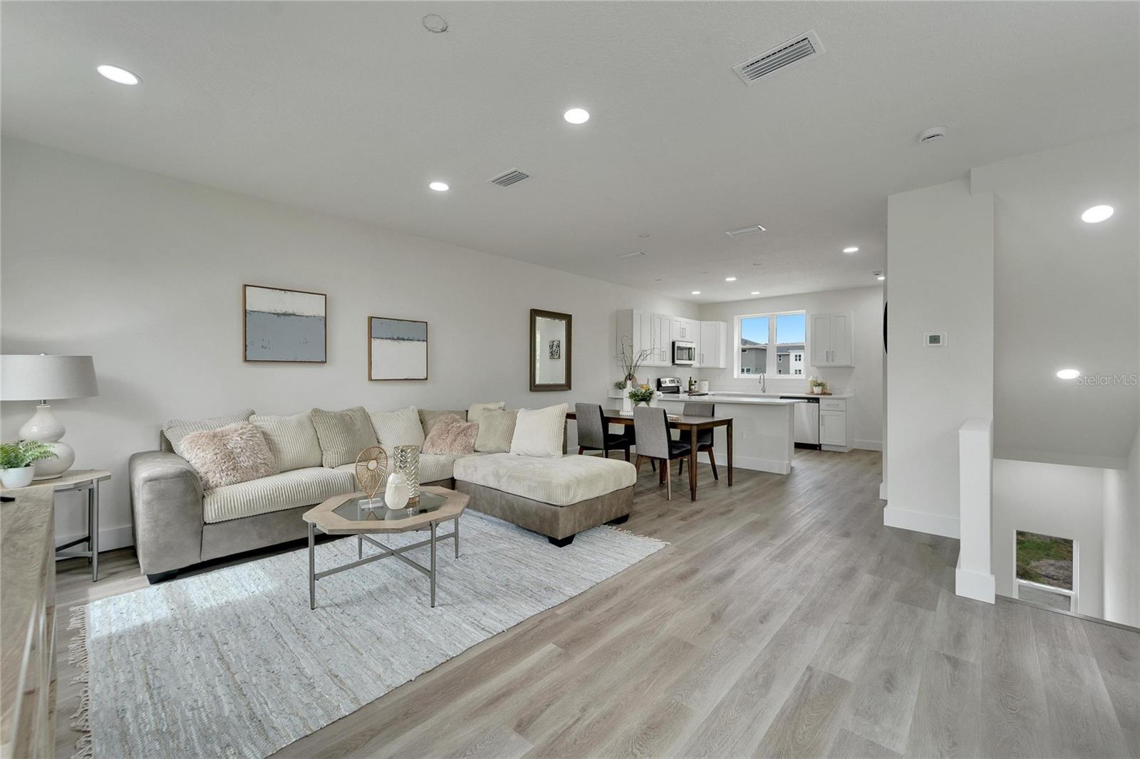 8707 SAP CREEK PL, TAMPA, FL, 33614