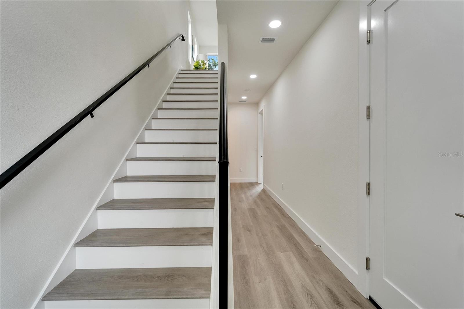 8707 SAP CREEK PL, TAMPA, FL, 33614