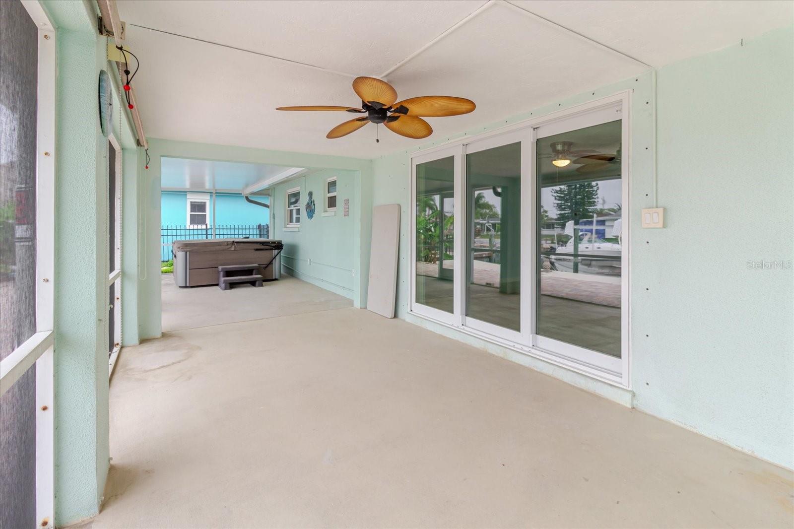 4889 SHELL STREAM BLVD, NEW PORT RICHEY, FL, 34652