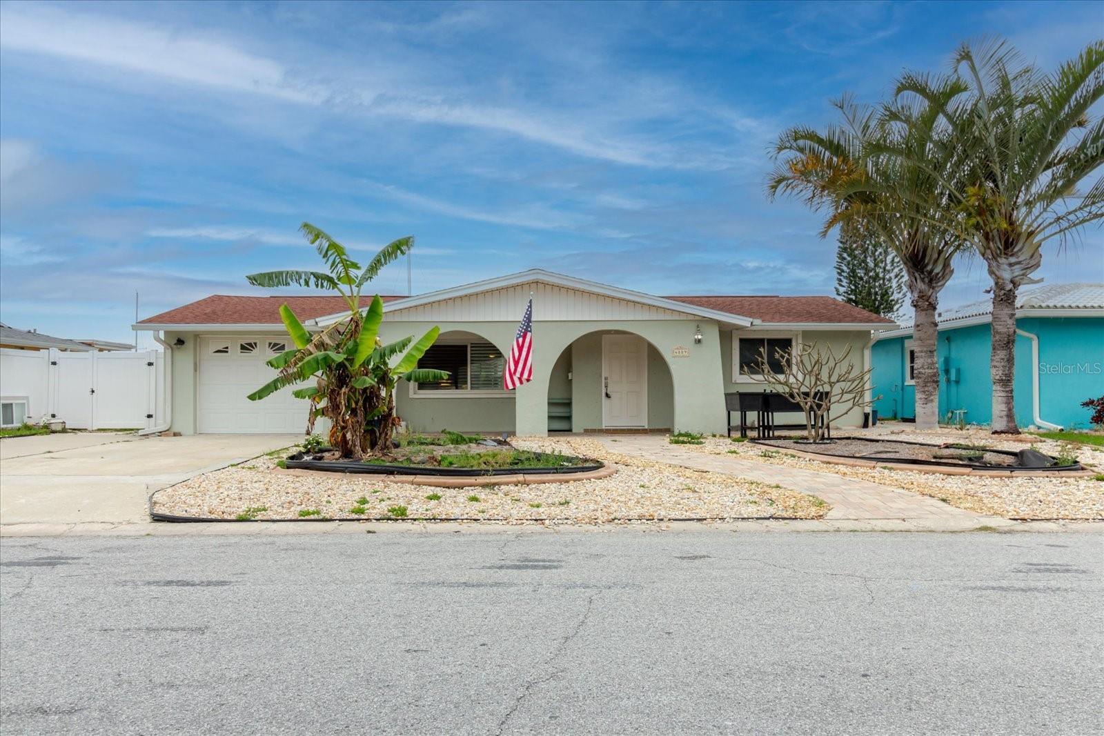 4889 SHELL STREAM BLVD, NEW PORT RICHEY, FL, 34652