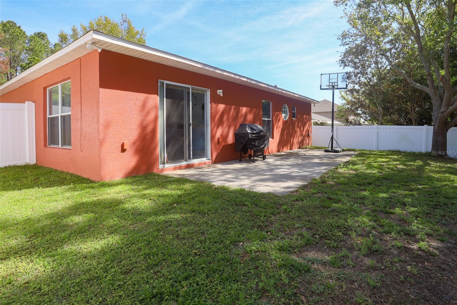 2442 FOXHOLLOW RD, TAVARES, FL, 32778