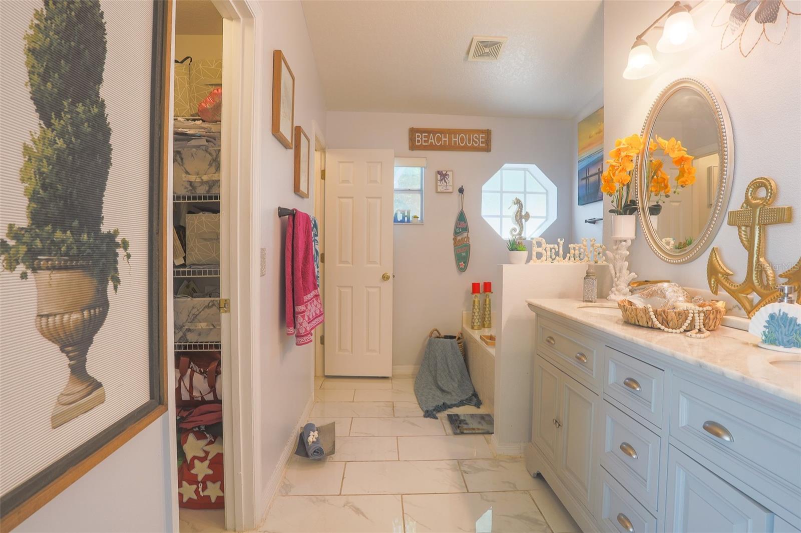 2442 FOXHOLLOW RD, TAVARES, FL, 32778