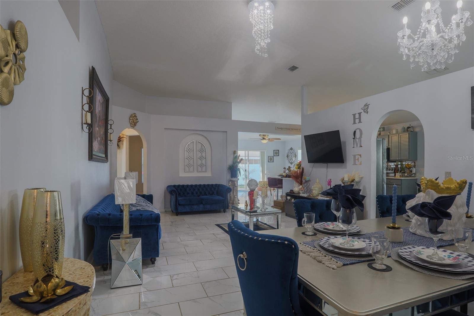 2442 FOXHOLLOW RD, TAVARES, FL, 32778