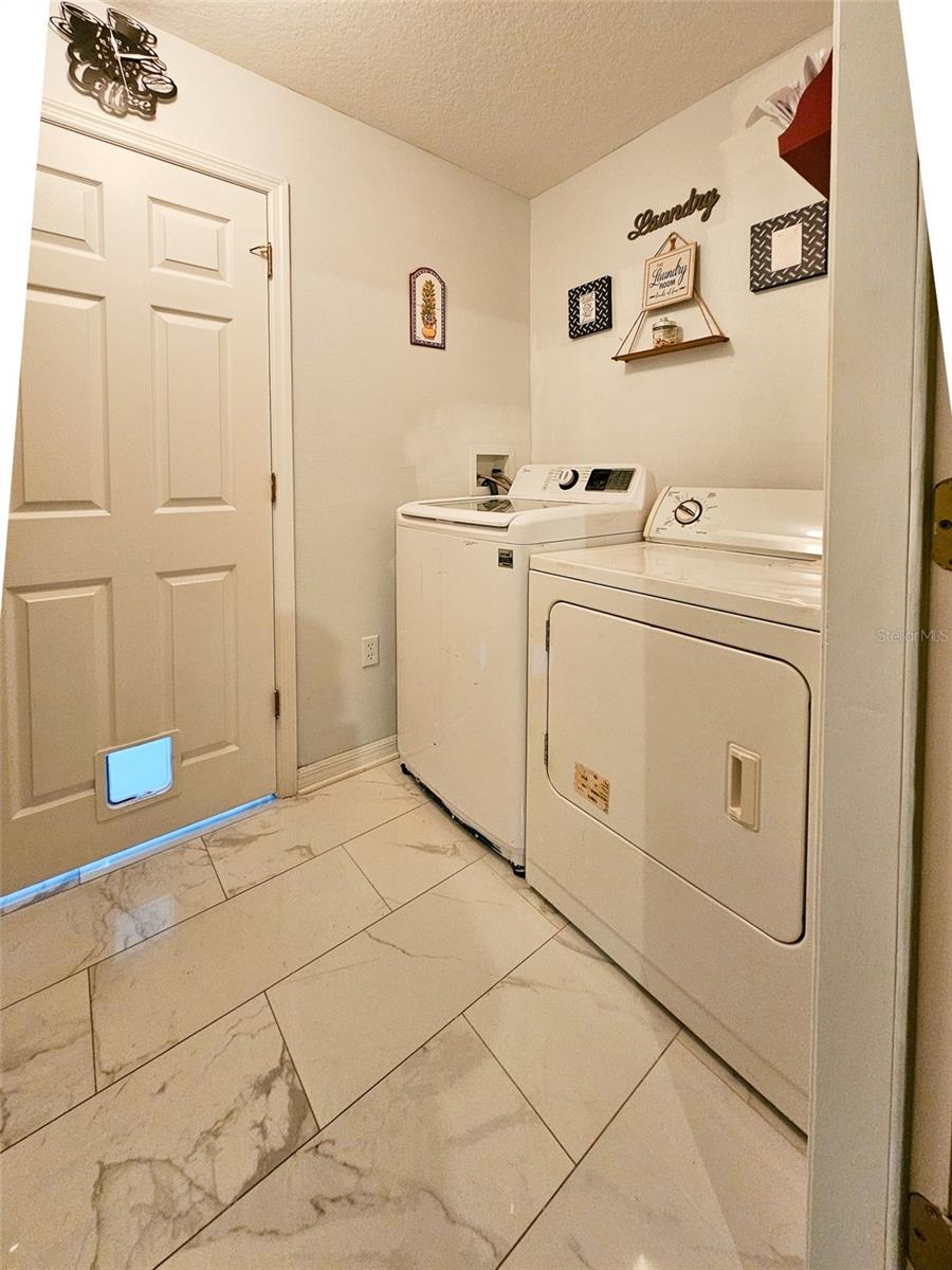 2442 FOXHOLLOW RD, TAVARES, FL, 32778