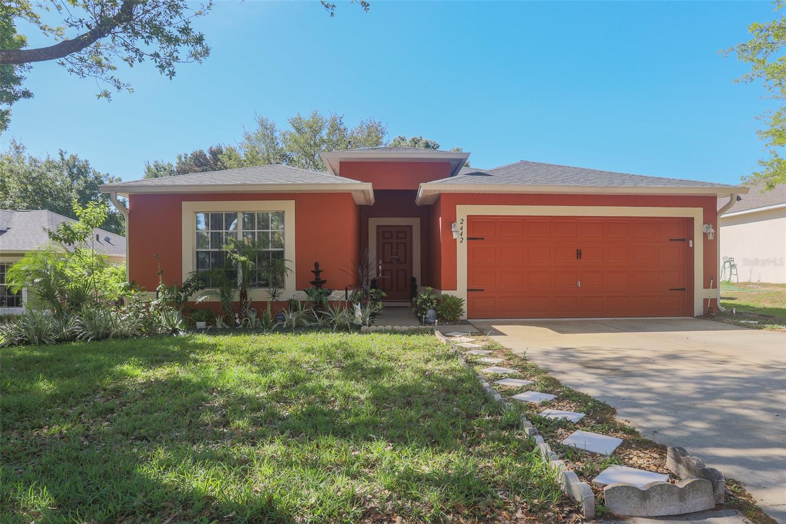 2442 FOXHOLLOW RD, TAVARES, FL, 32778