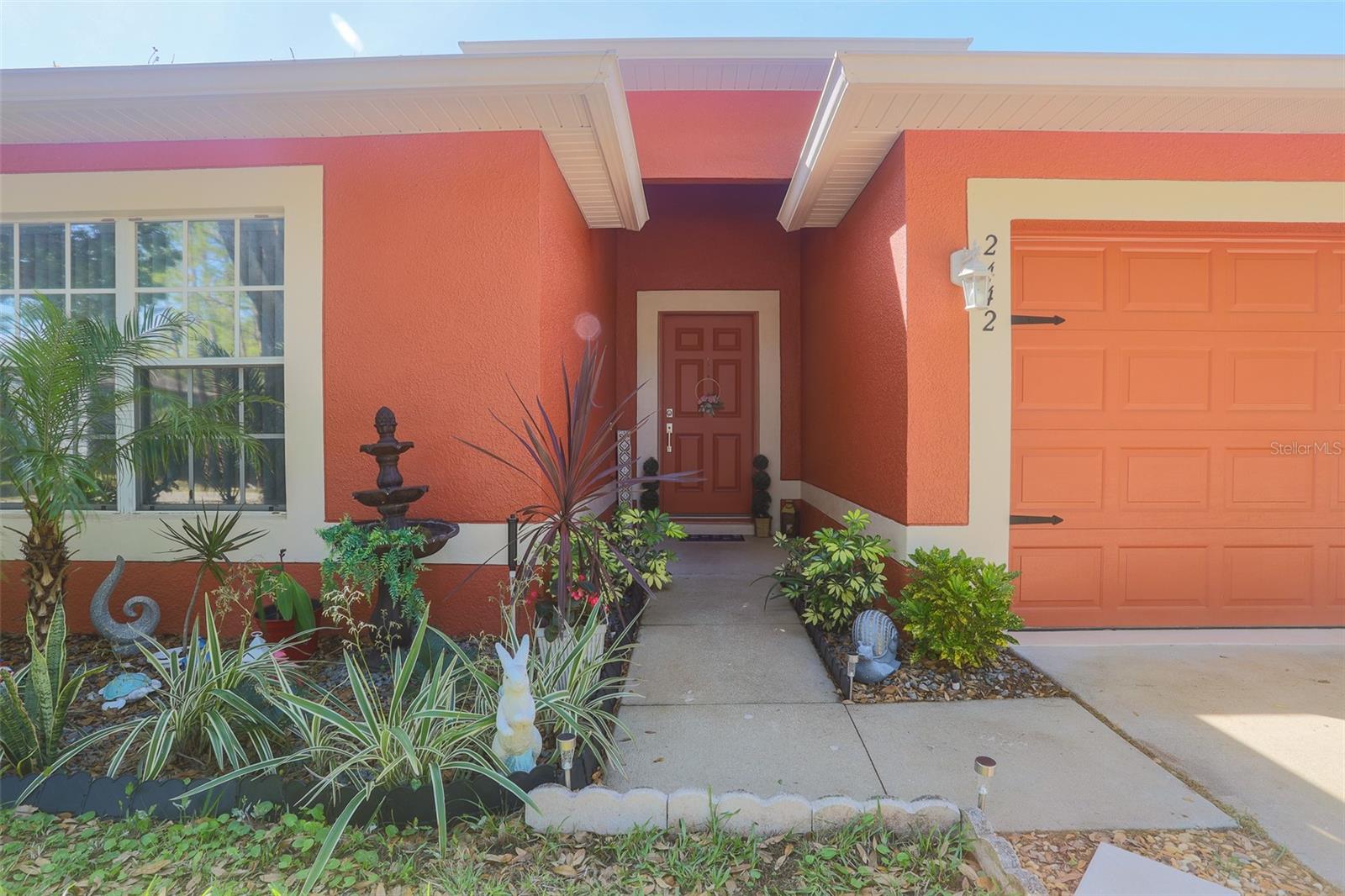 2442 FOXHOLLOW RD, TAVARES, FL, 32778