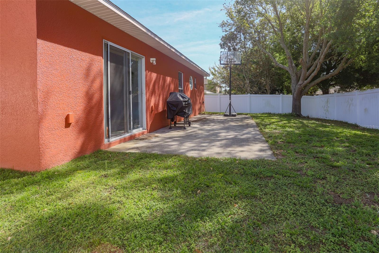 2442 FOXHOLLOW RD, TAVARES, FL, 32778