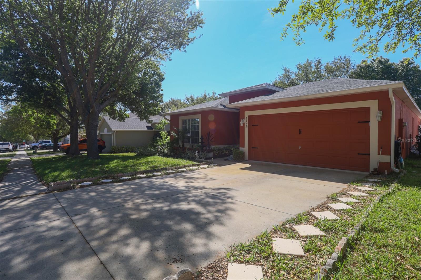 2442 FOXHOLLOW RD, TAVARES, FL, 32778