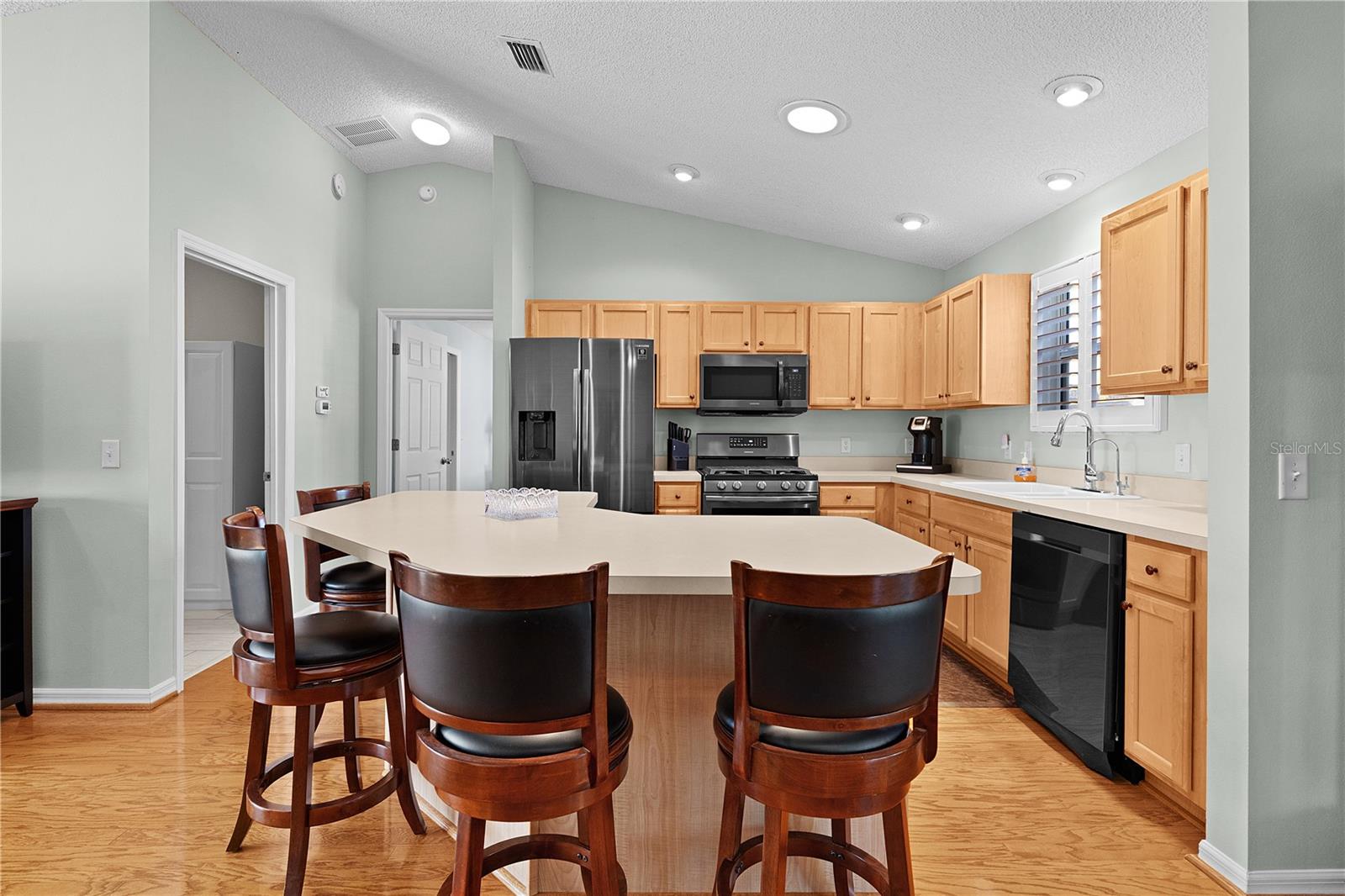 2334 WELCOME WAY, THE VILLAGES, FL, 32162