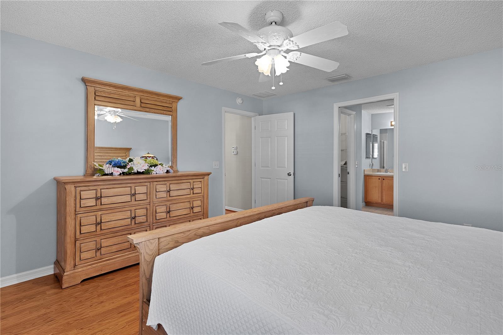2334 WELCOME WAY, THE VILLAGES, FL, 32162