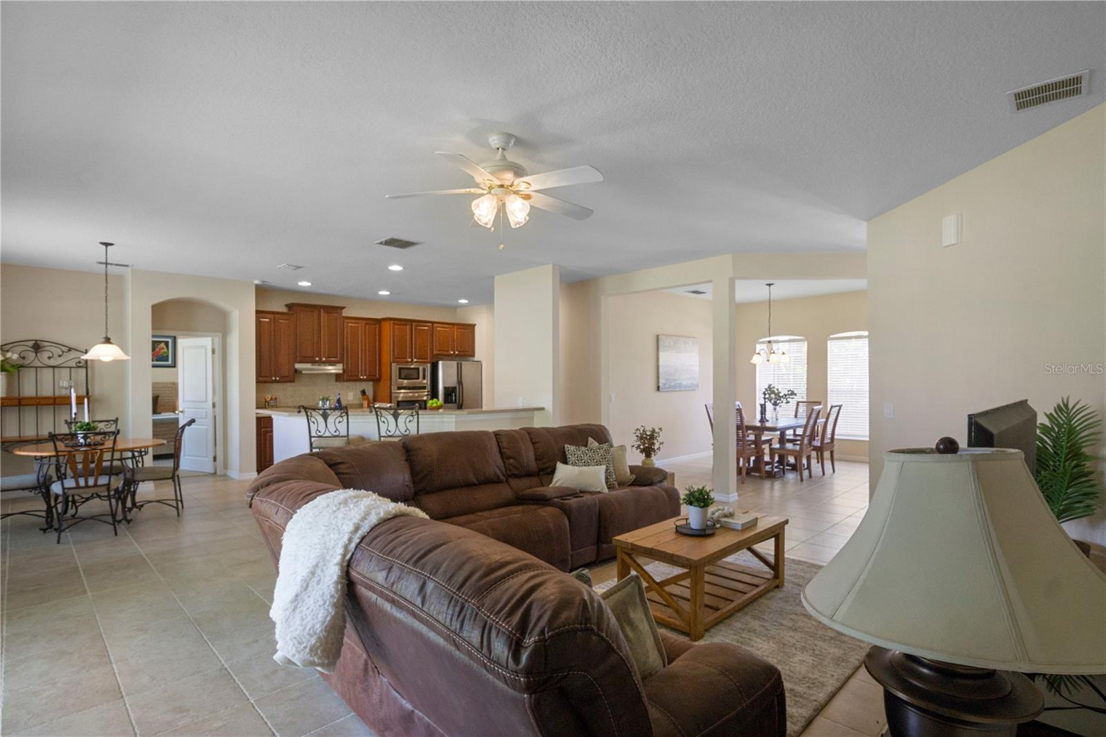 7299 VISTA PARK BLVD, ORLANDO, FL, 32829