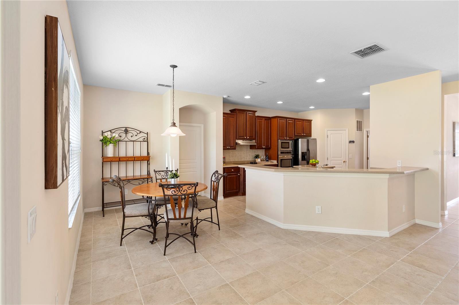 7299 VISTA PARK BLVD, ORLANDO, FL, 32829