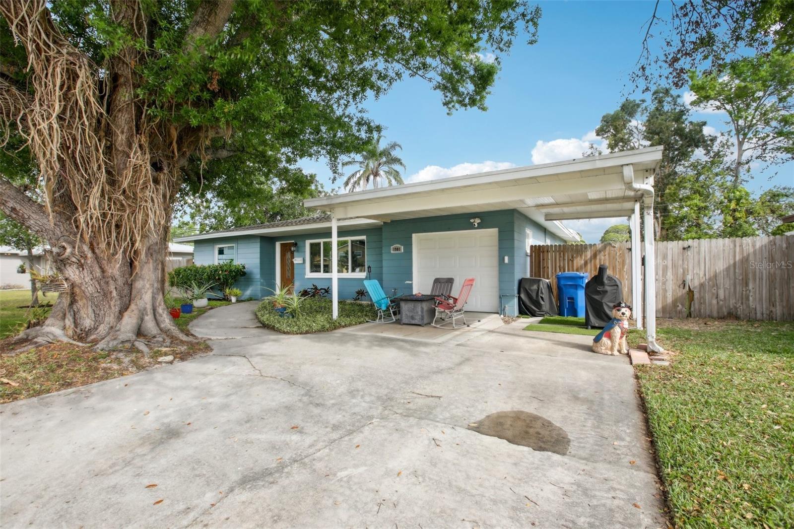 1901 66TH AVE N, ST PETERSBURG, FL, 33702