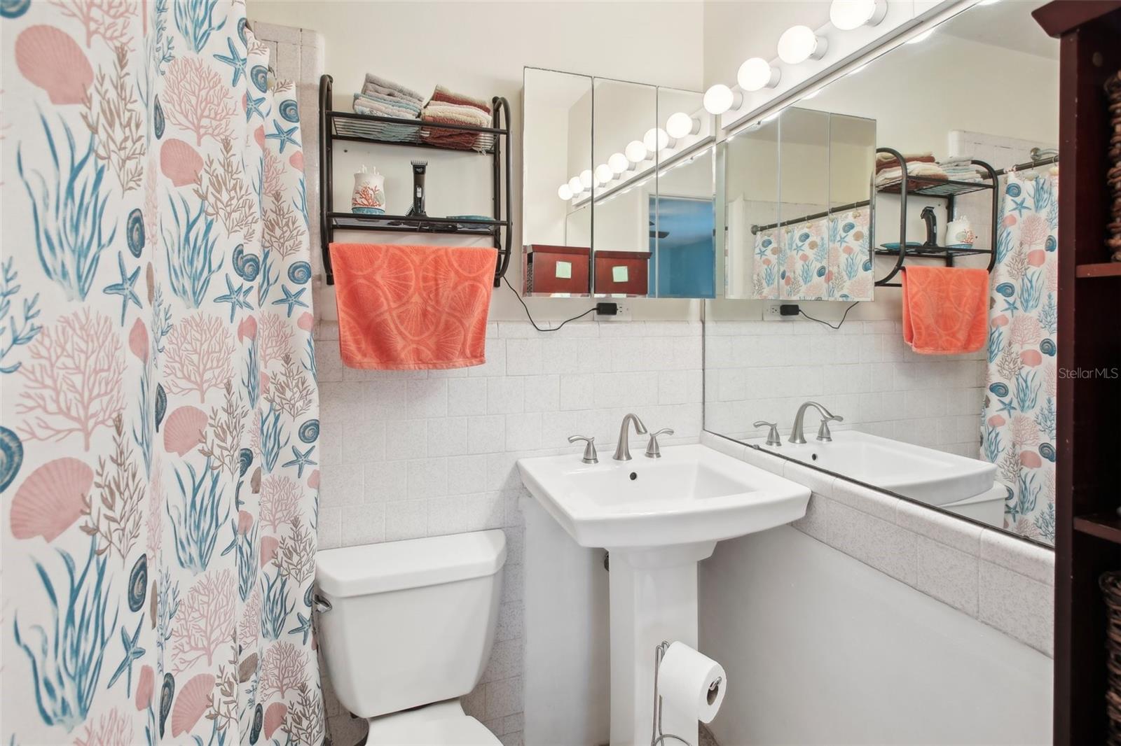 1901 66TH AVE N, ST PETERSBURG, FL, 33702