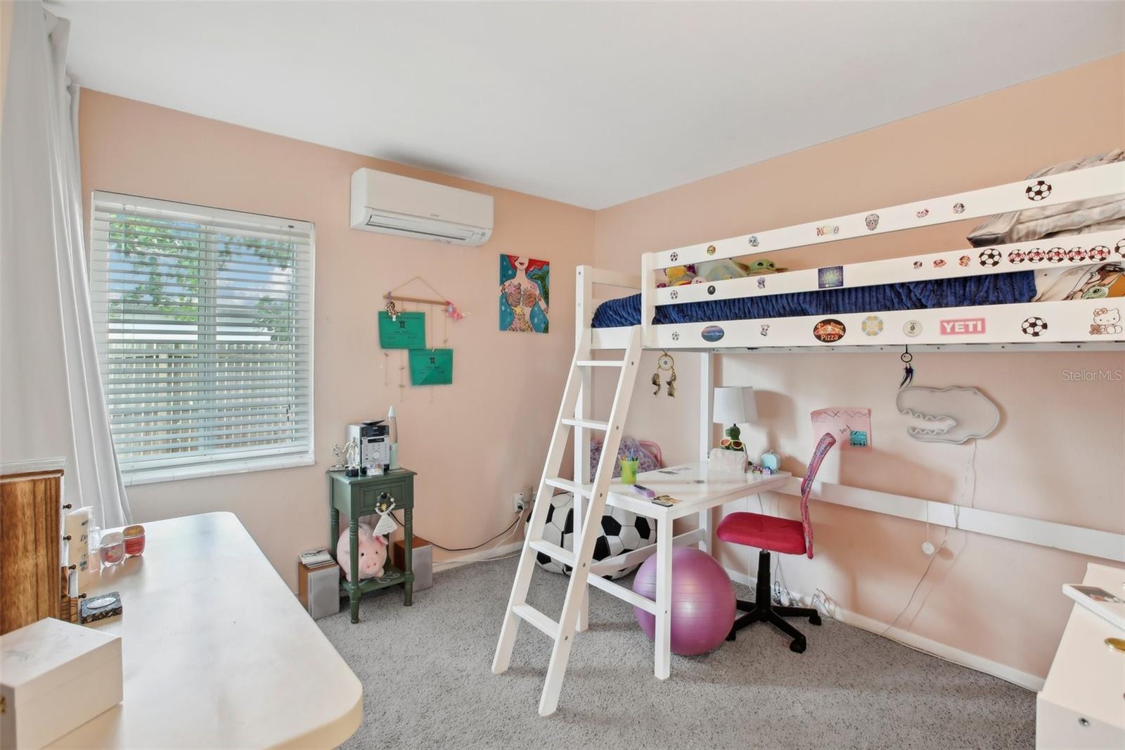 1901 66TH AVE N, ST PETERSBURG, FL, 33702