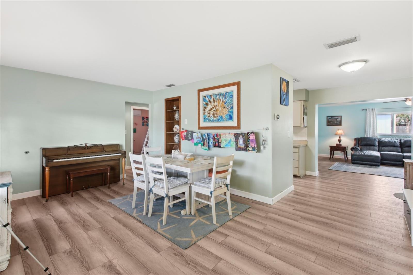 1901 66TH AVE N, ST PETERSBURG, FL, 33702