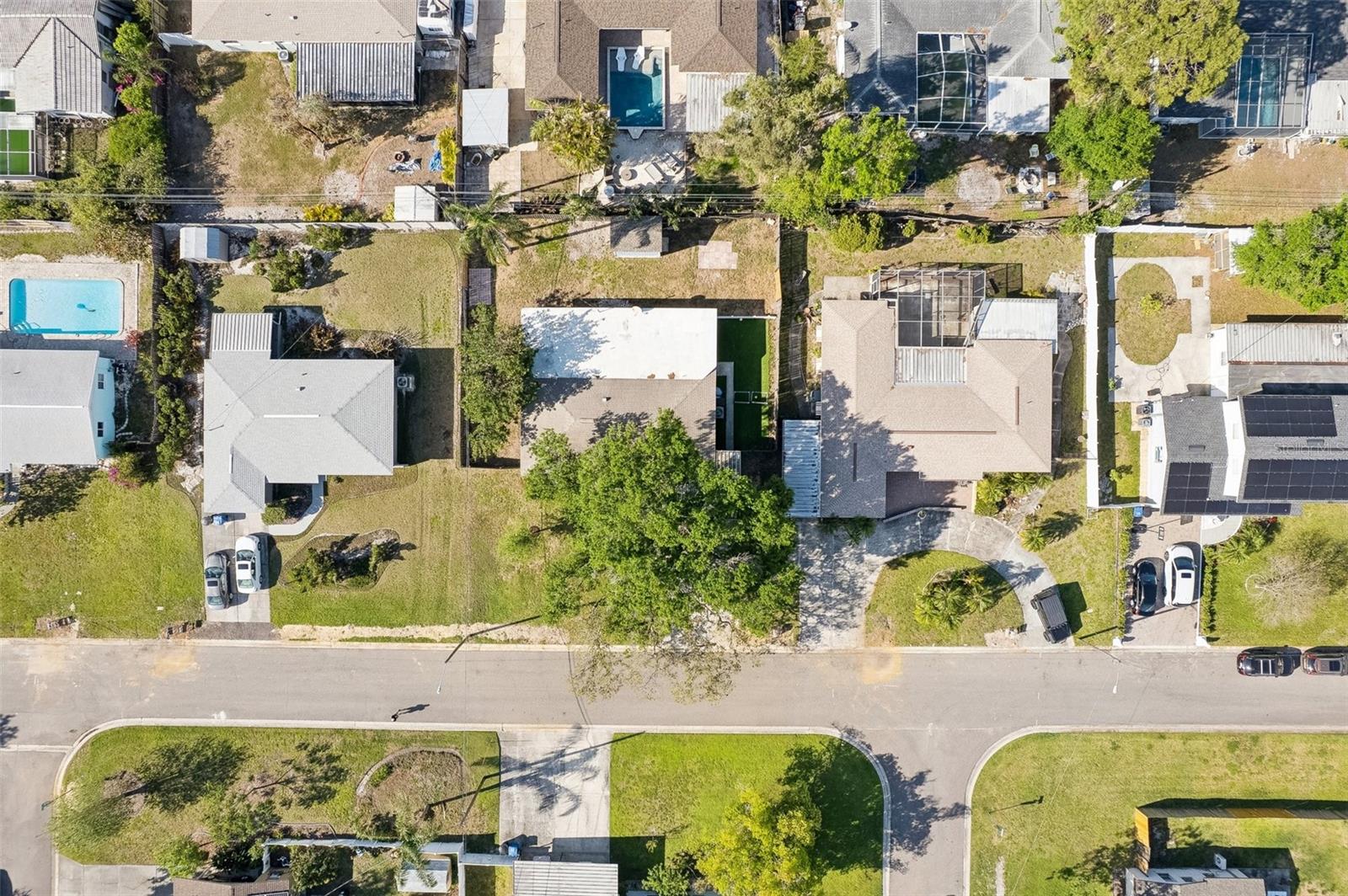 1901 66TH AVE N, ST PETERSBURG, FL, 33702
