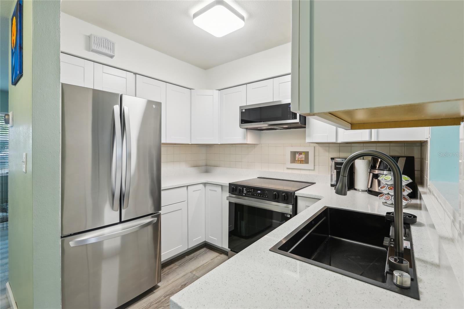 1901 66TH AVE N, ST PETERSBURG, FL, 33702