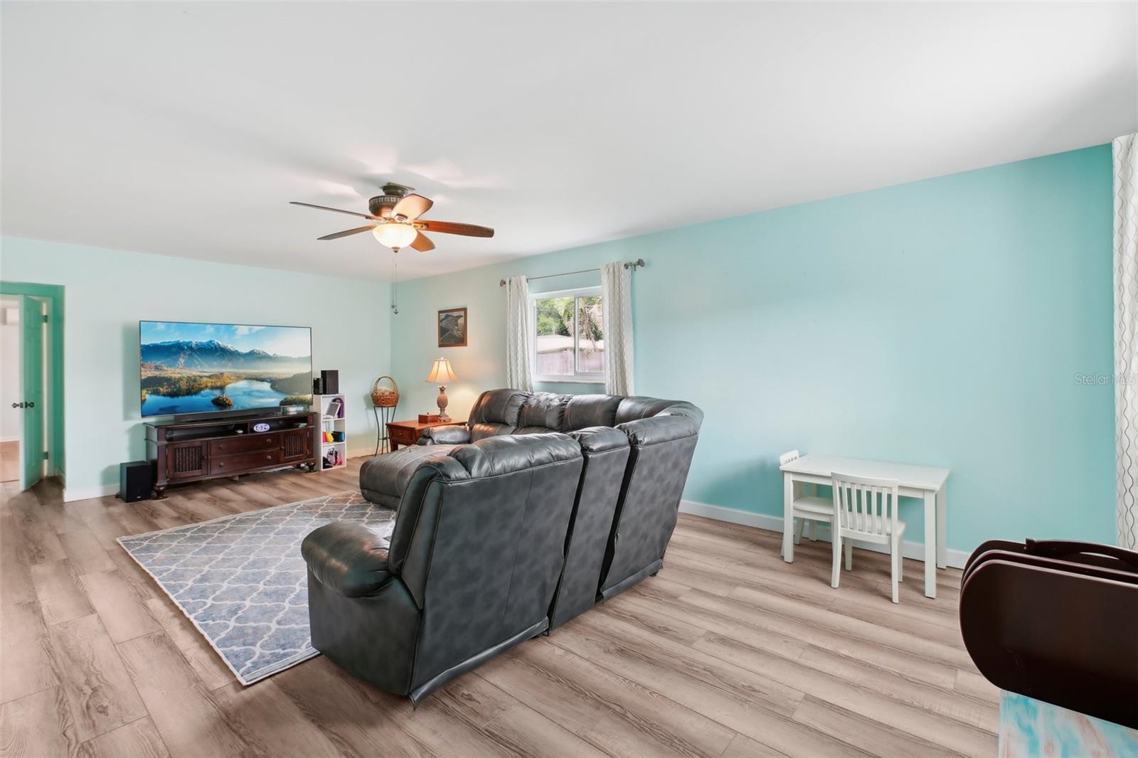 1901 66TH AVE N, ST PETERSBURG, FL, 33702
