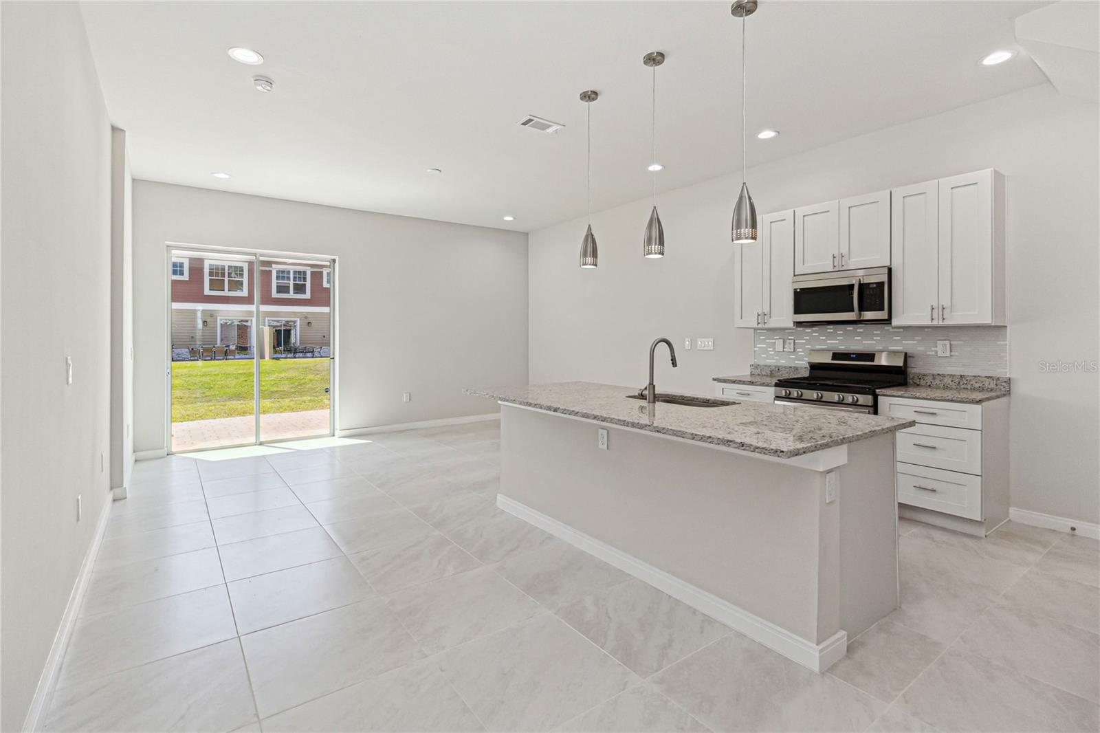 7554 SUNFLOWER CIR, KISSIMMEE, FL, 34747