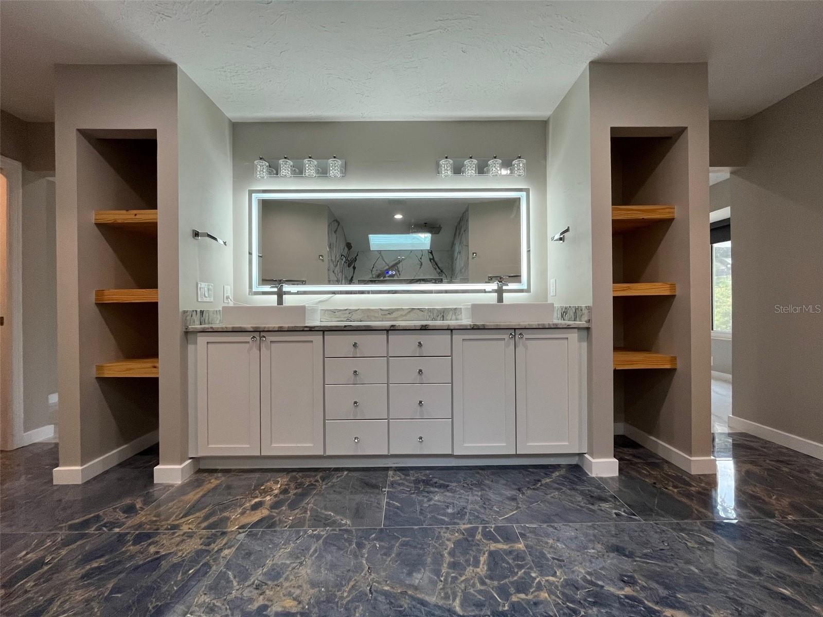 716 FORESTVIEW DR, SARASOTA, FL, 34232