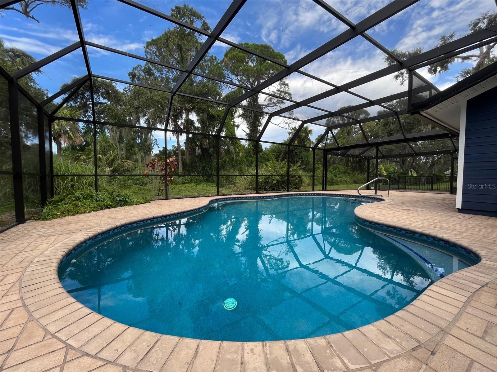 716 FORESTVIEW DR, SARASOTA, FL, 34232