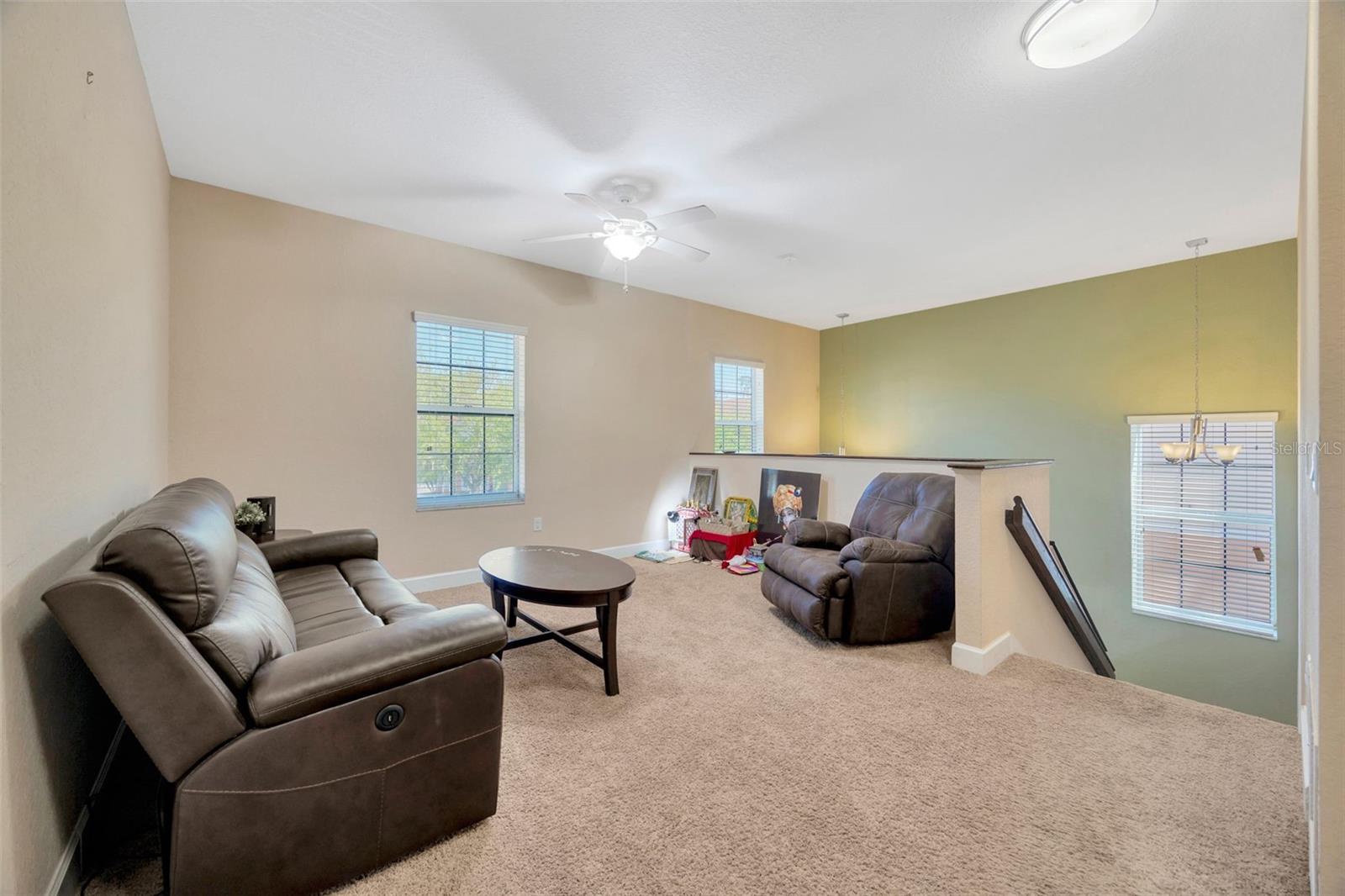 243 ALEXANDER WOODS DR, PLANT CITY, FL, 33563