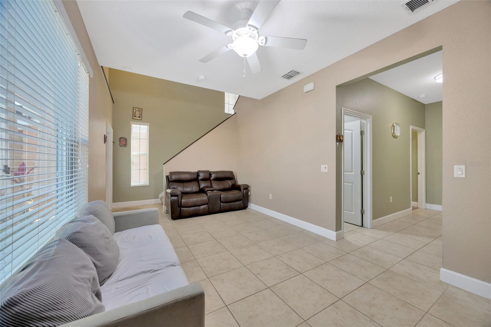 243 ALEXANDER WOODS DR, PLANT CITY, FL, 33563