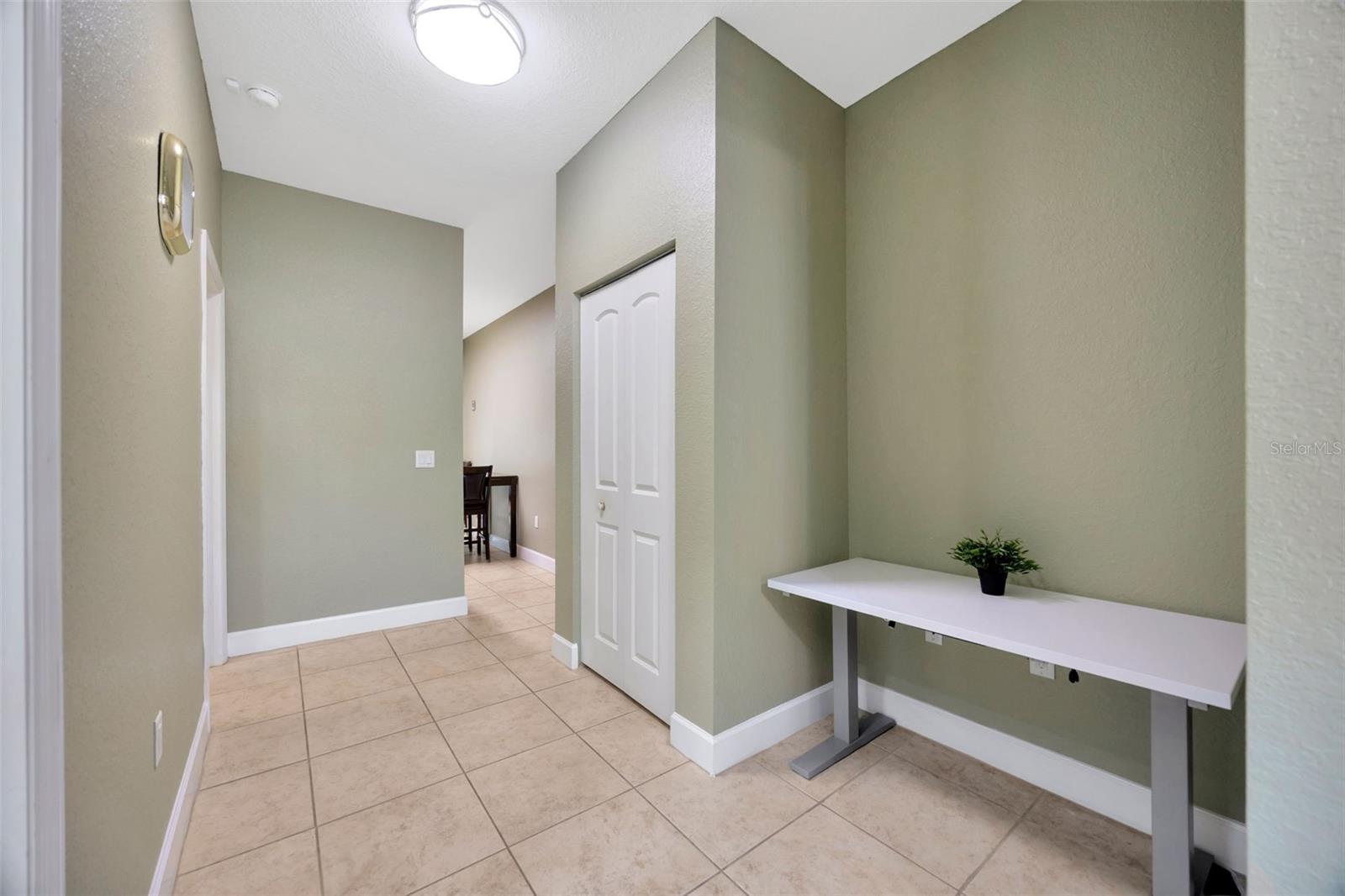 243 ALEXANDER WOODS DR, PLANT CITY, FL, 33563