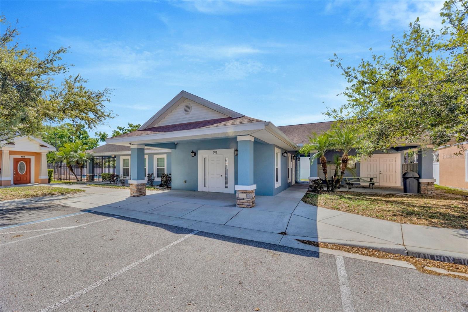 243 ALEXANDER WOODS DR, PLANT CITY, FL, 33563