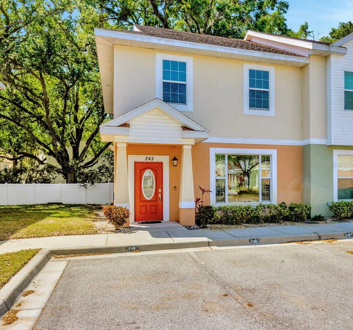 243 ALEXANDER WOODS DR, PLANT CITY, FL, 33563