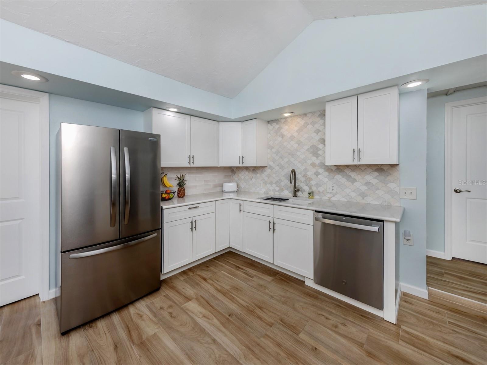 514 PAMETO RD, NOKOMIS, FL, 34275