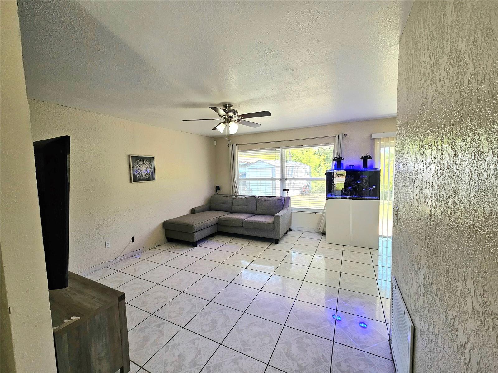 3115 VIA UNO, ORLANDO, FL, 32817