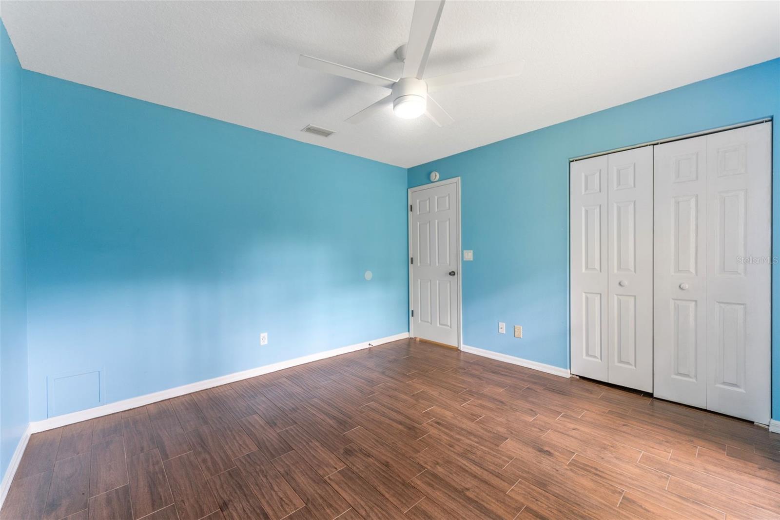 24049 LANDING DR, LUTZ, FL, 33559